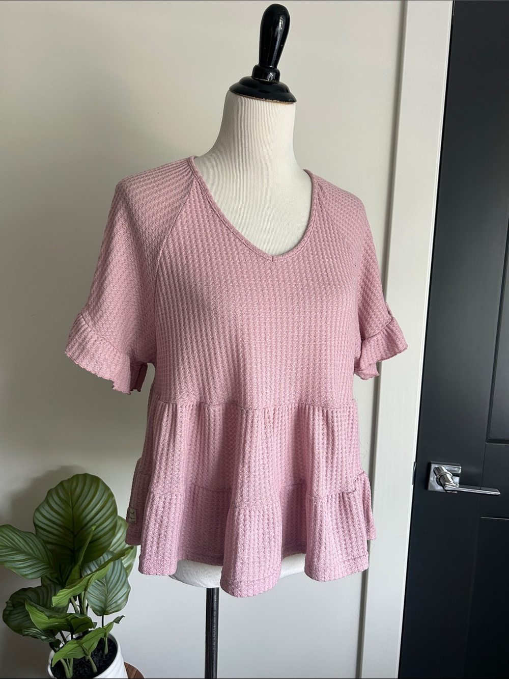 Lovely M simply southern boho mauve Pink Waffle-Knit Ruffle Sleeve Peplum Top
